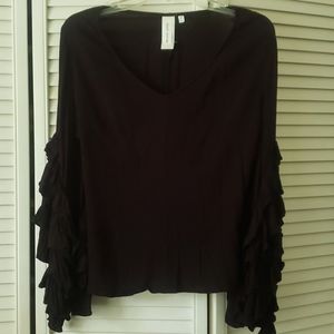 Black Ruffle LS top Size M